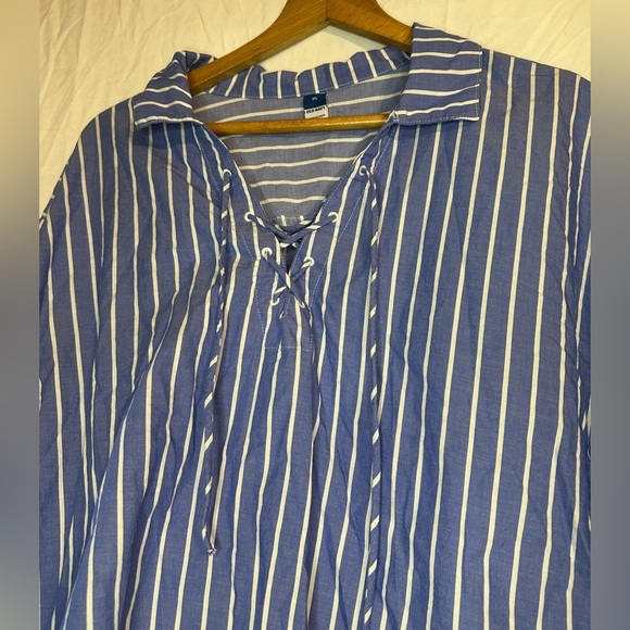 Old Navy Women’s Blue and White Striped Long Sleeve Top size X-Large - Picture 5 of 13